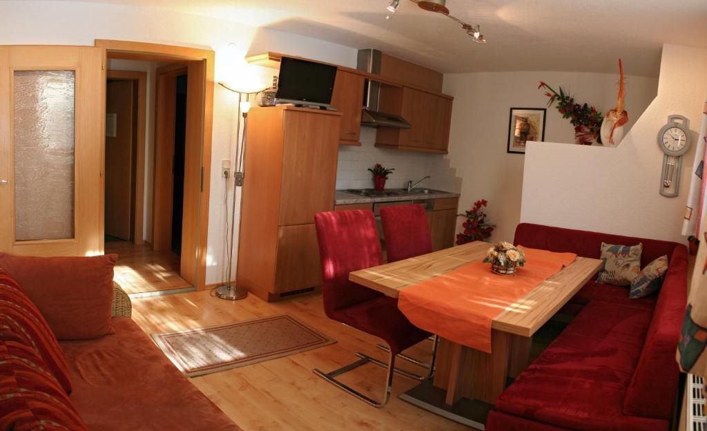 Appart Gfall Ried im Oberinntal Zimmer foto